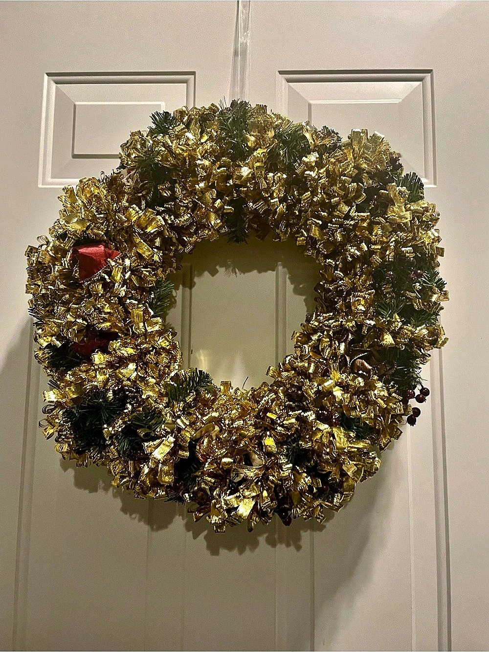 Vintage 1990s Gold & Green Holiday Wreath Metallic Tinsel Evergreen Door Wreath
